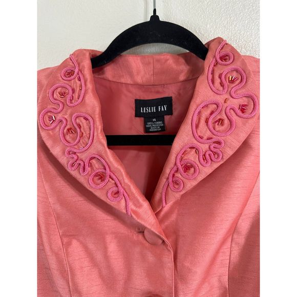 Leslie Fay Women's Peach Jacket with Embellishments & Bows 4-Front Button Sz 14 - Picture 2 of 3